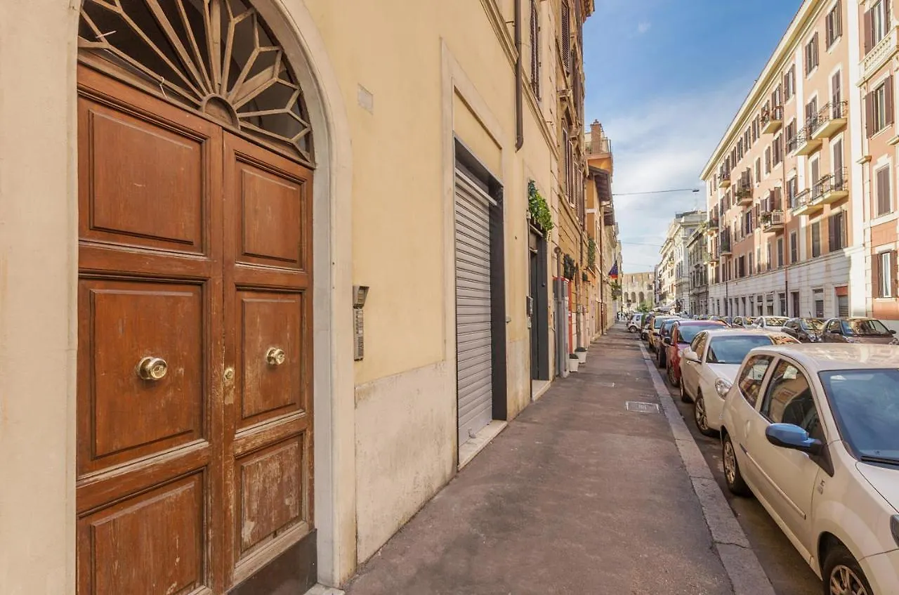Apartment About Colosseo - Appartamento Al Colosseo Nel Cuore Di Roma - Free Wifi