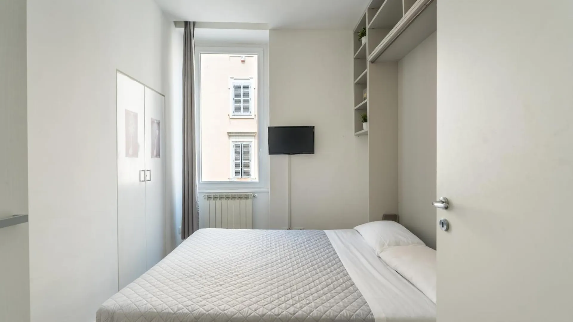 Apartment About Colosseo - Appartamento Al Colosseo Nel Cuore Di Roma - Free Wifi